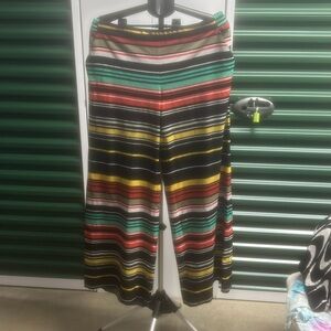 🚨Pick 5 NY&company pant🚨